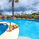 Villa Soldanis Sleeps 12 With Pool